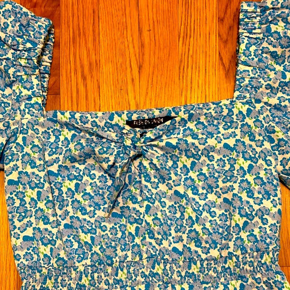 Puff-sleeve, square necked, perfect blue cottagecore dress - Picture 7 of 7